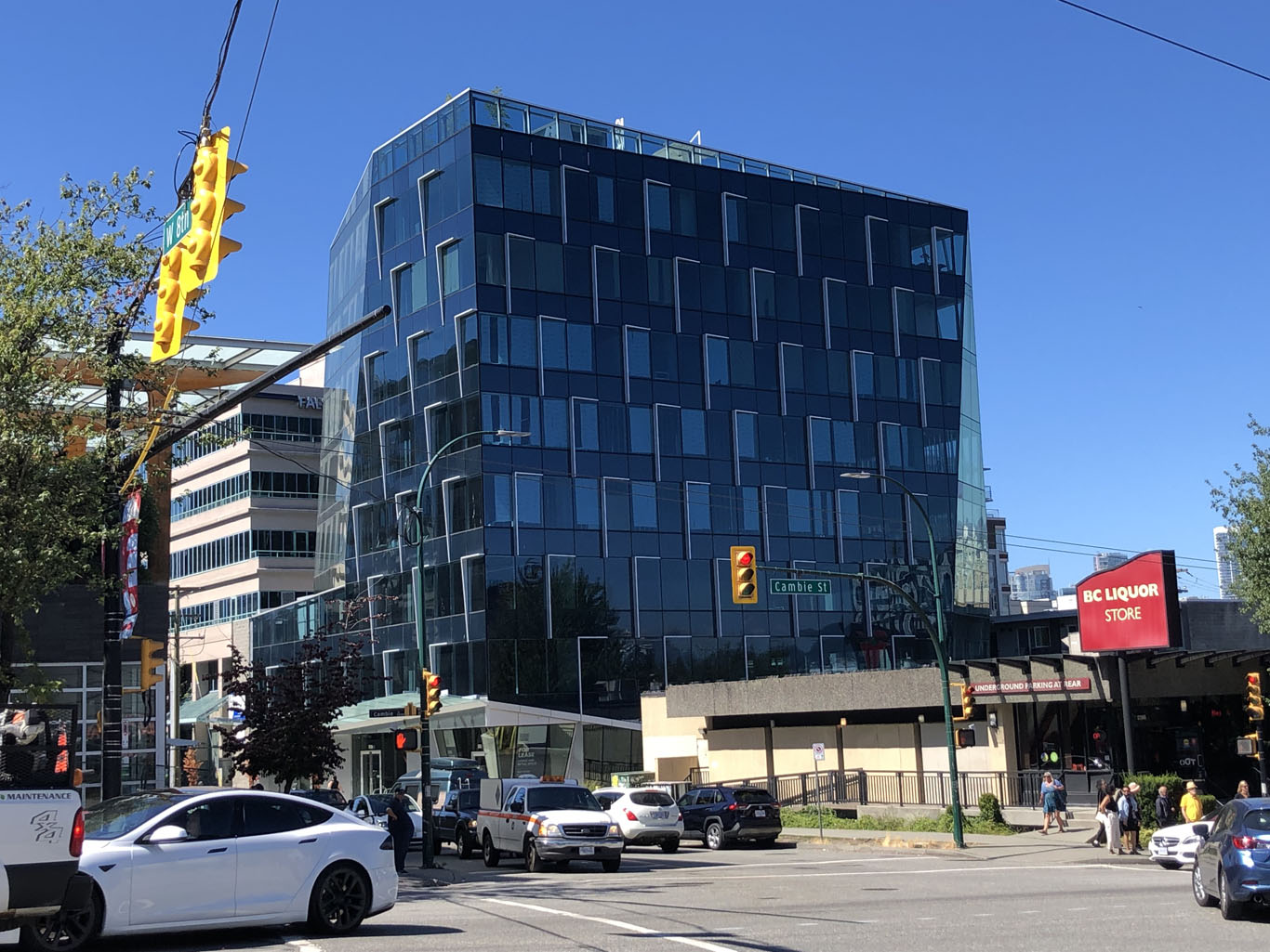 Regus - 525 West 8th